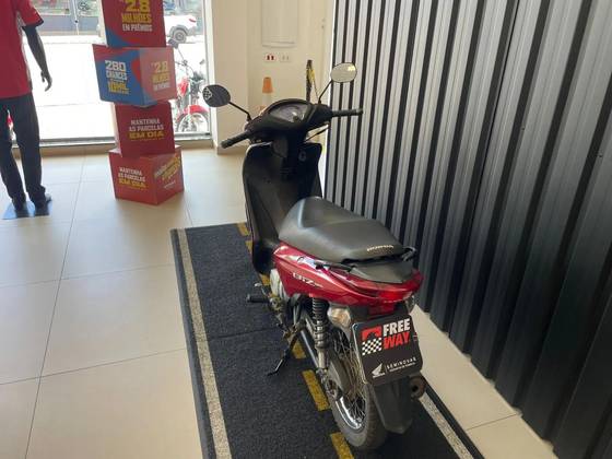 HONDA BIZ 125 ES 